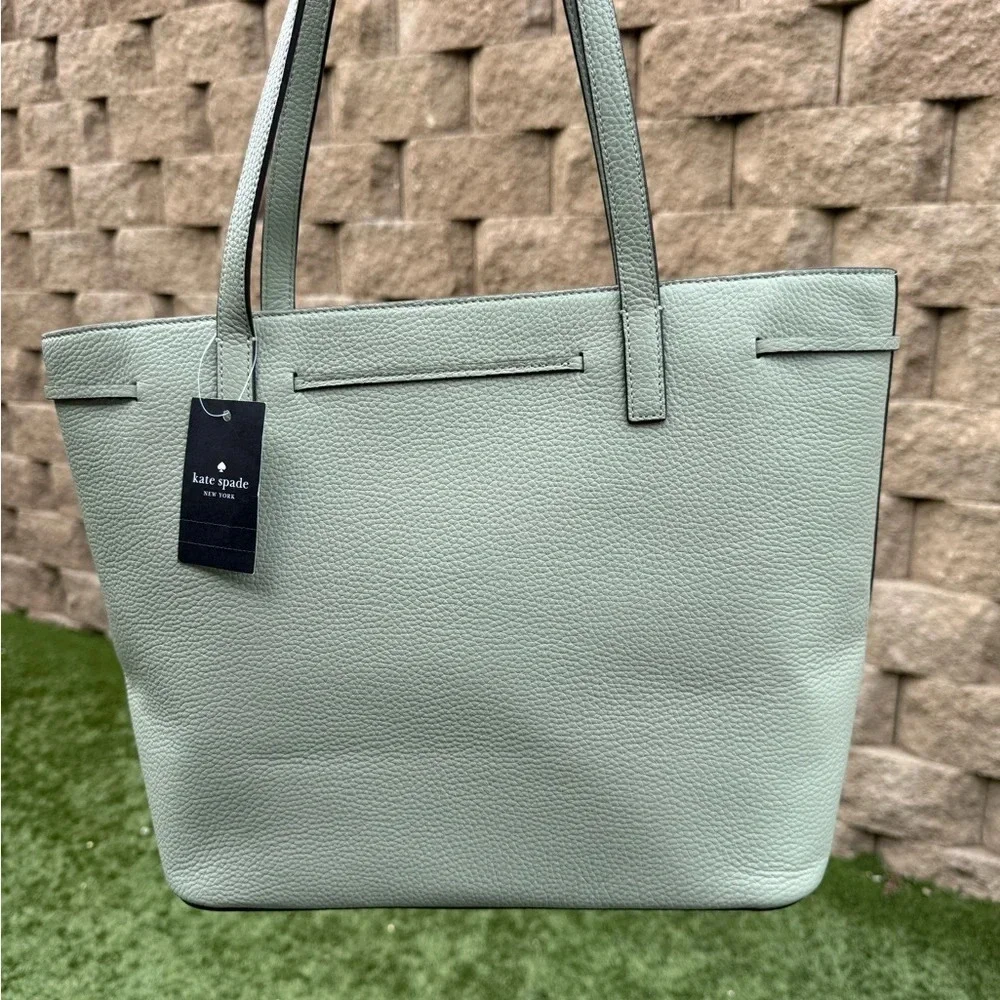 Kate Spade medium mint pebbled leather zip tote NWT